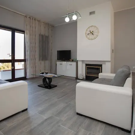 Sweethouse Pula Holiday home