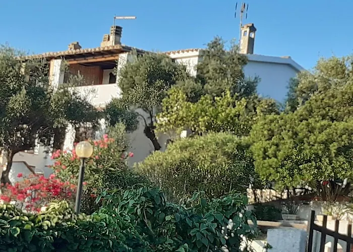 Vakantiehuis Sweethouse Pula Porto Columbu - Perd'E Sali